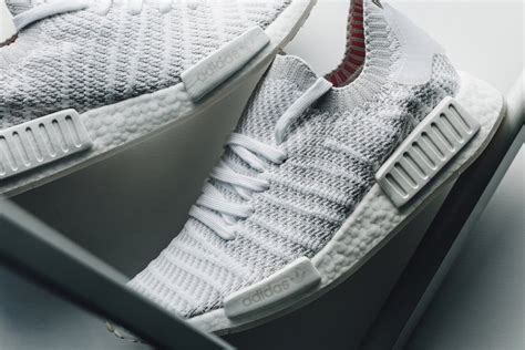 adidas nmd primeknit white.